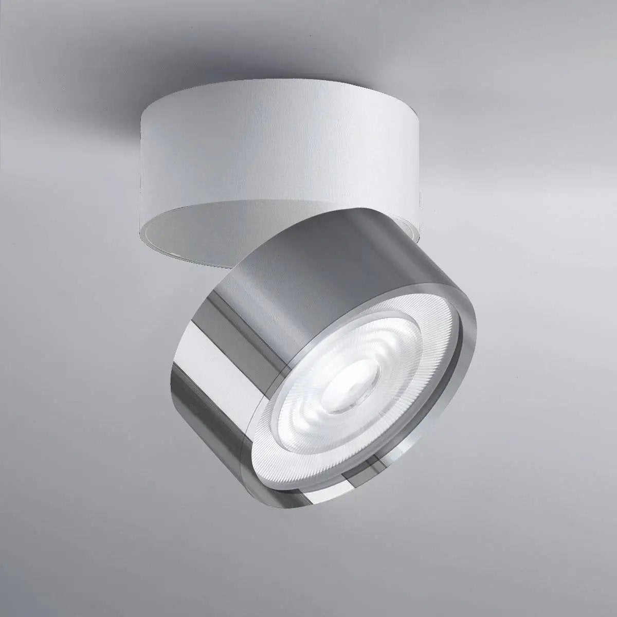 LUX-IT, Aufbaustrahler Swing Out 15,5W, Raumbild, flexible Lichtplanung