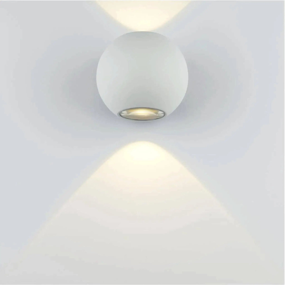 Sonluce, Wandleuchte Emma, Raumbild, stilvolle Lichtlösung