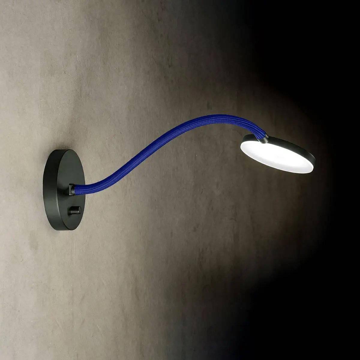 Holtkötter, Wandleuchte Flex W, Platin Blau, moderne Wandbeleuchtung