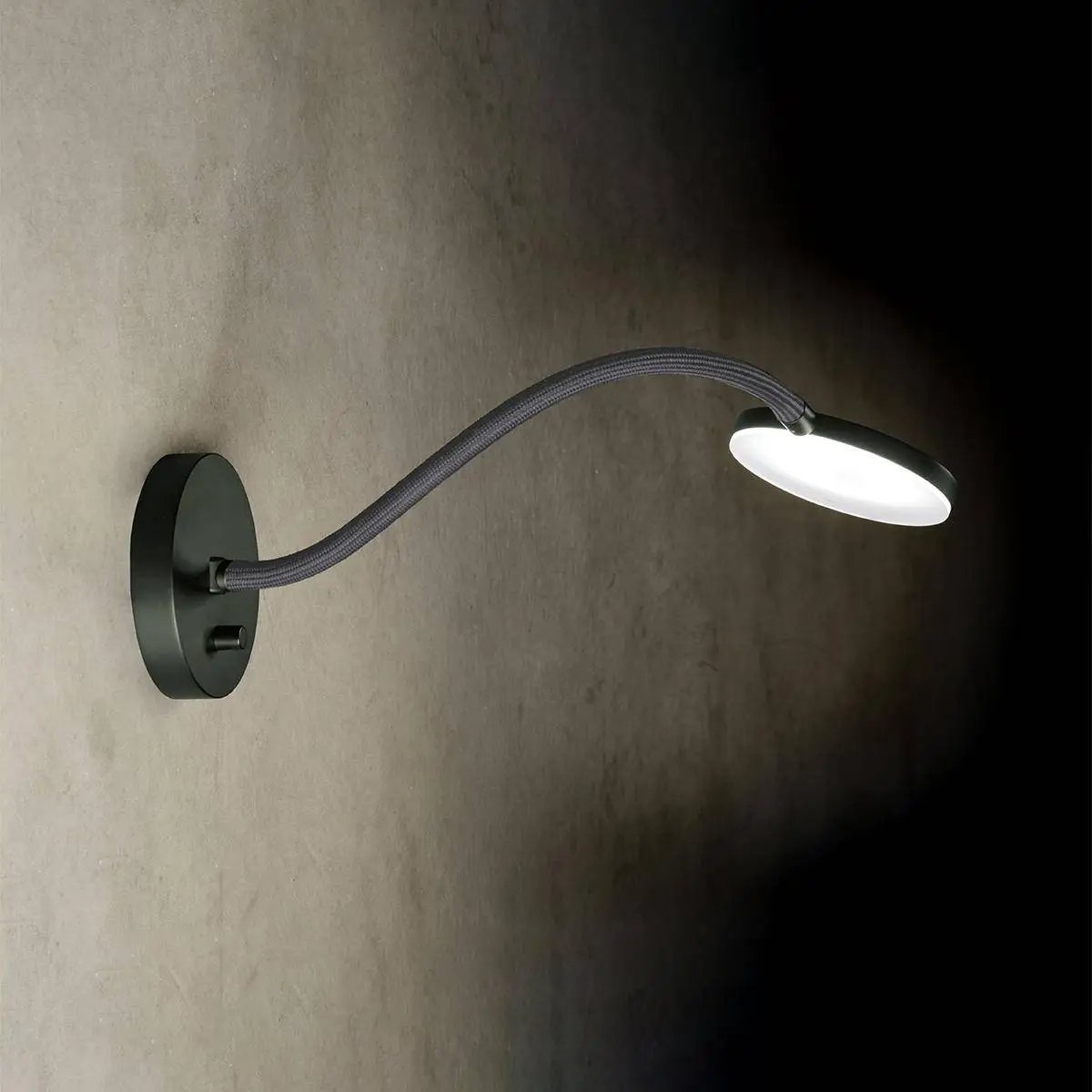 Holtkötter, Wandleuchte Flex W, Platin Grau Detail, hochwertige Lichtlösung